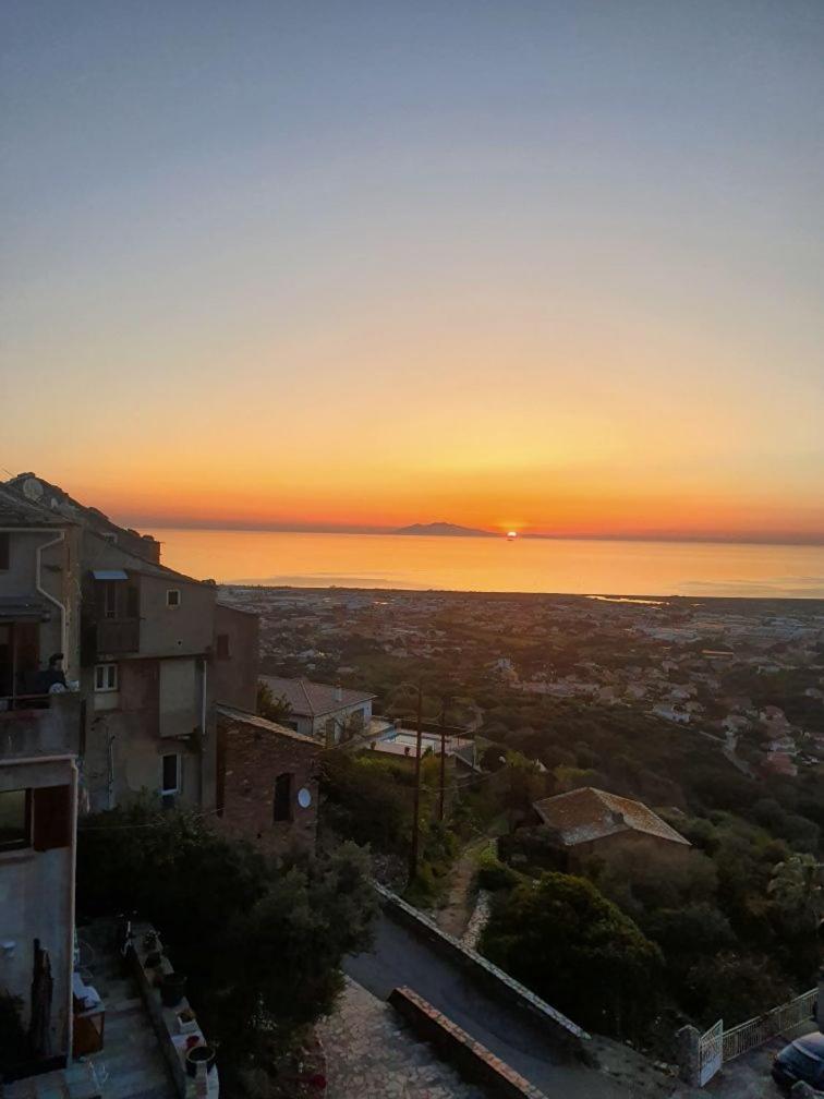 Petit Duplex Atypique Apartman Furiani Kültér fotó